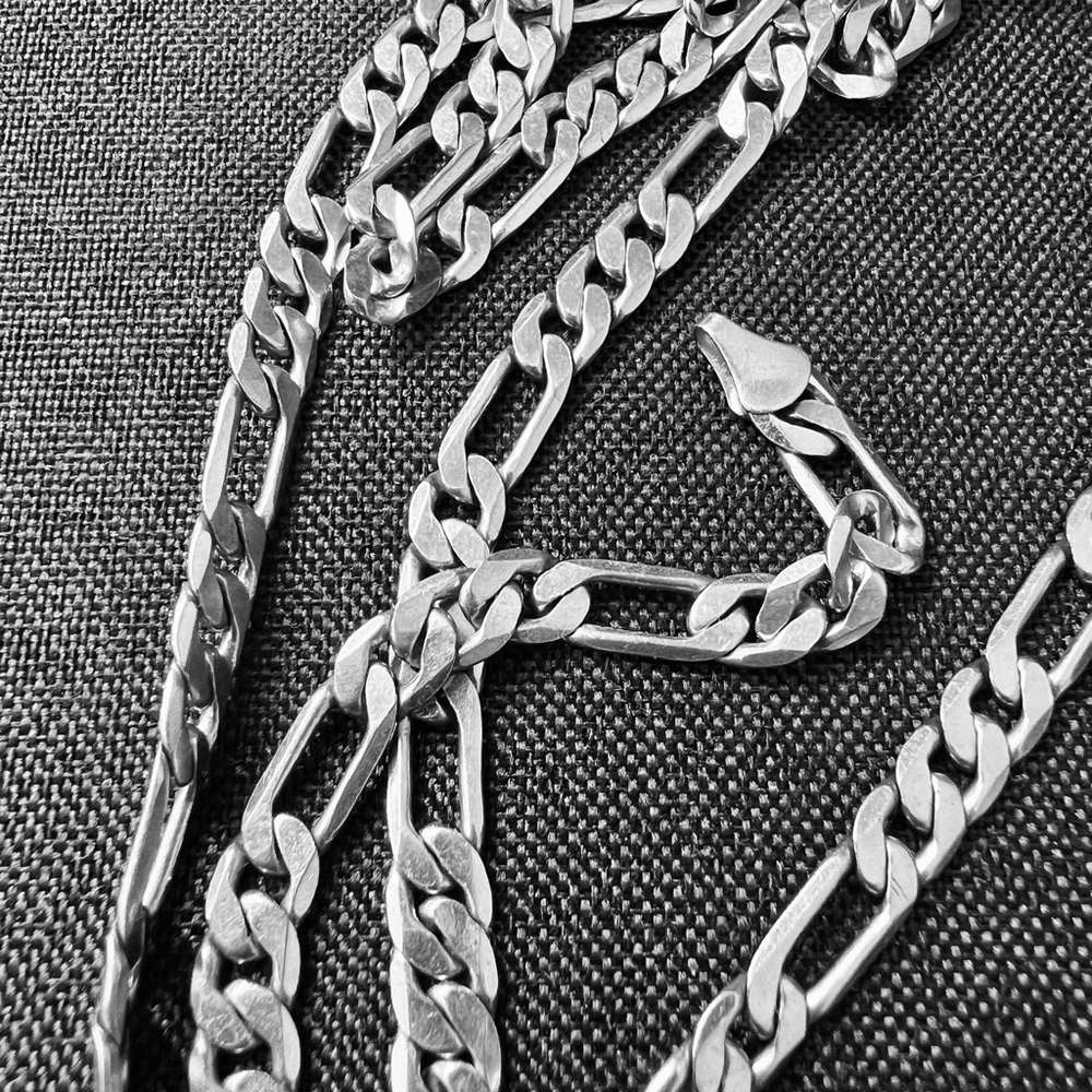 14k white gold Figaro chain necklace